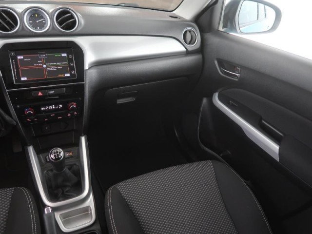 Suzuki Vitara  1.6 VVT 