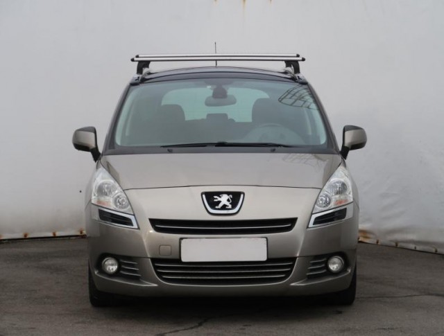 Peugeot 5008  2.0 HDI 