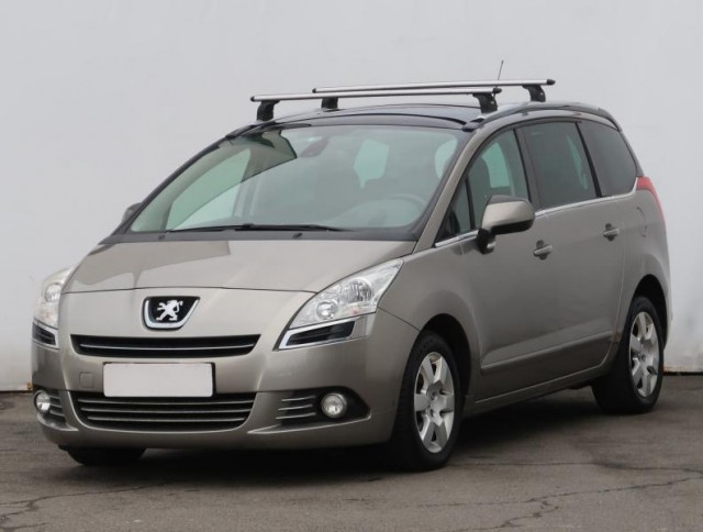 Peugeot 5008  2.0 HDI 