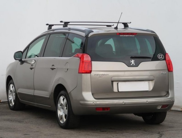 Peugeot 5008  2.0 HDI 