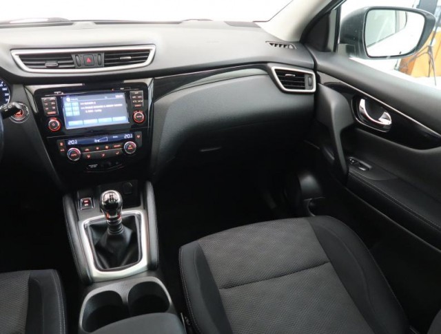 Nissan Qashqai  1.6 dCi 