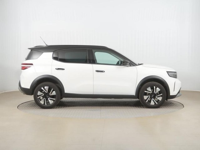 Opel Frontera  1.2 hybrid 