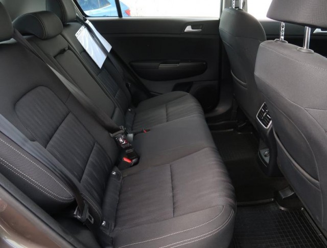 Kia Sportage  1.6 GDI 