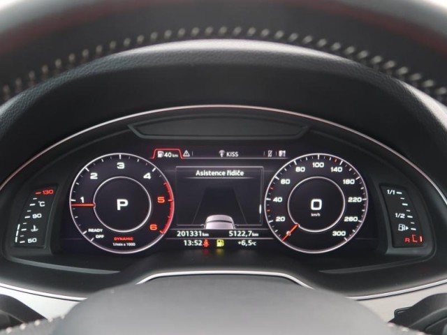 Audi Q7  3.0 TDI S-Line