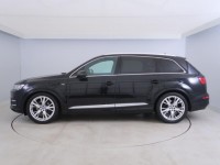 Audi Q7  3.0 TDI S-Line
