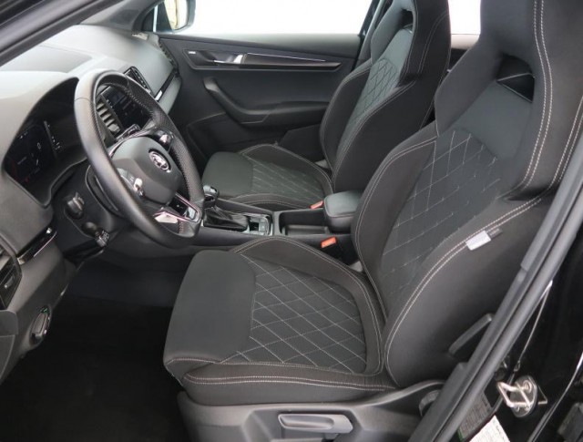 Škoda Karoq  1.5 TSI Sportline