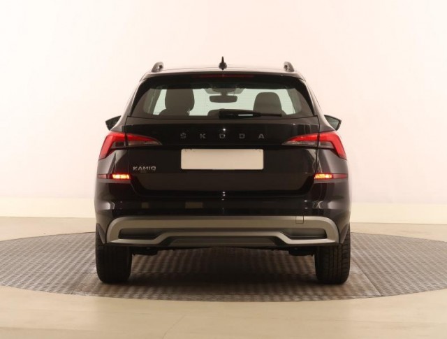 Škoda Kamiq  1.0 TSI Ambition