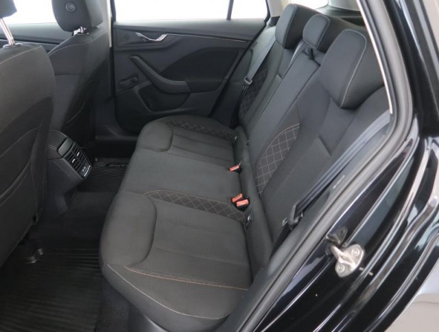 Škoda Kamiq  1.0 TSI Ambition