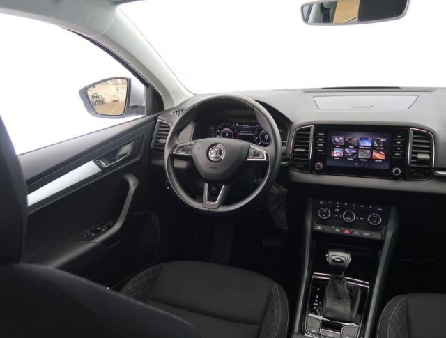 Škoda Karoq  1.0 TSI Ambition