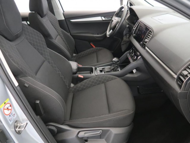 Škoda Karoq  1.0 TSI Ambition