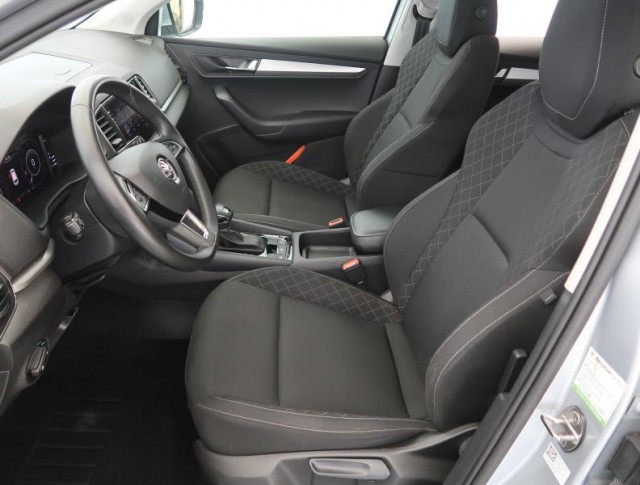 Škoda Karoq  1.0 TSI Ambition