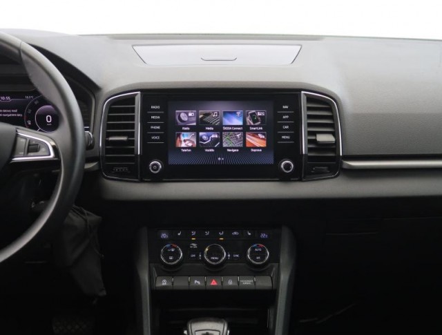 Škoda Karoq  1.0 TSI Ambition