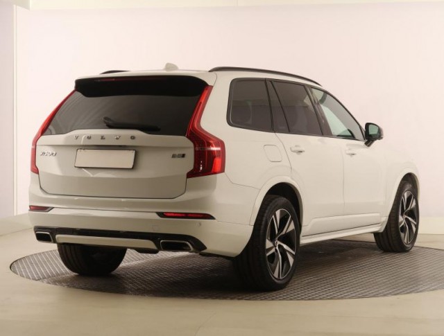 Volvo XC90  B5 AWD R-Design