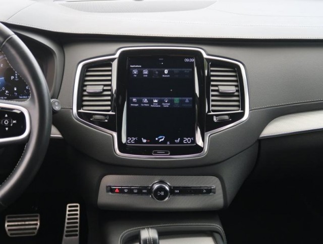 Volvo XC90  B5 AWD R-Design