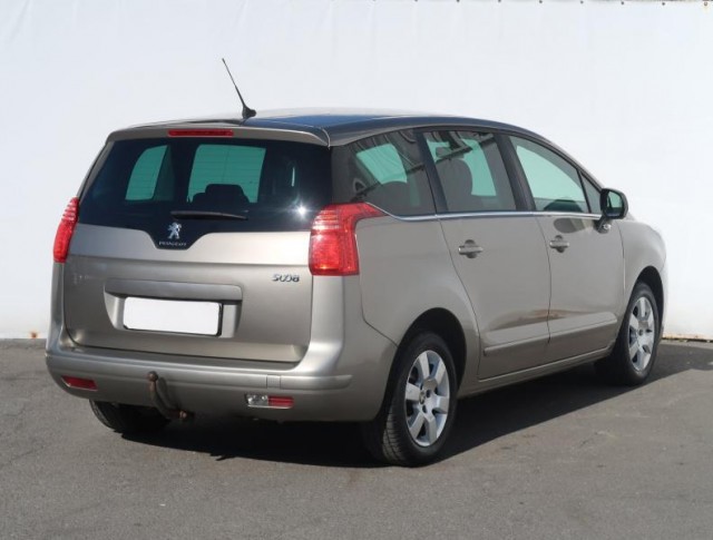 Peugeot 5008  PureTech 130 