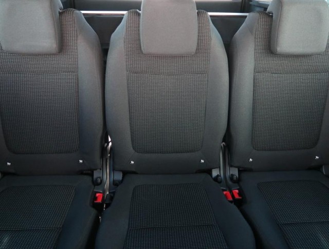Peugeot 5008  PureTech 130 