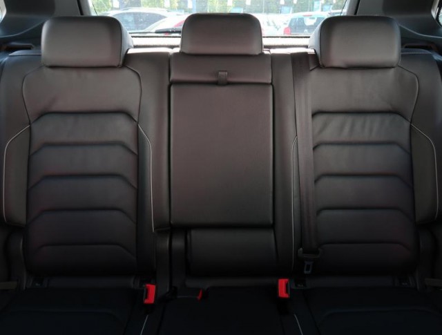 Volkswagen Tiguan  2.0 TDI R-Line