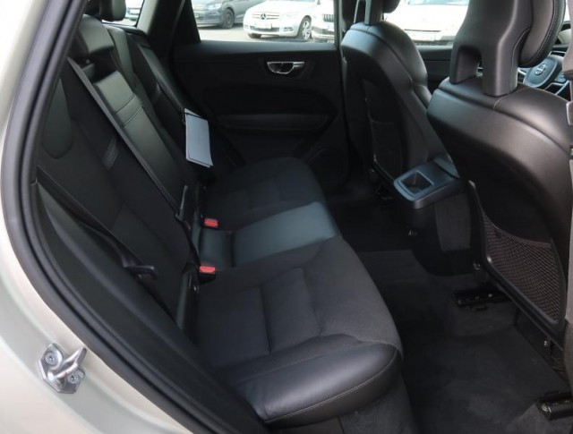 Volvo XC60  D4 AWD Momentum
