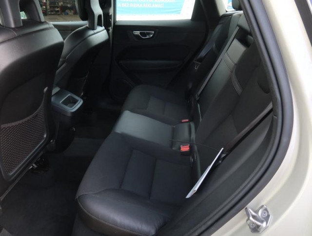 Volvo XC60  D4 AWD Momentum