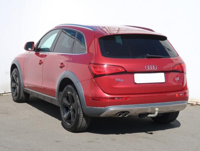 Audi Q5  2.0 TDI 