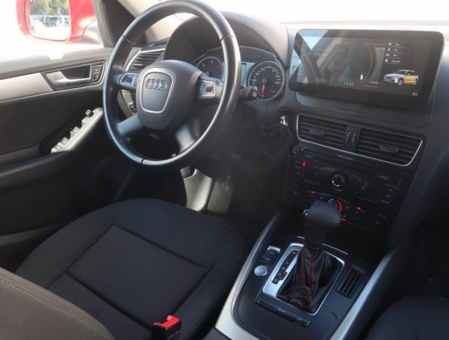 Audi Q5  2.0 TDI 
