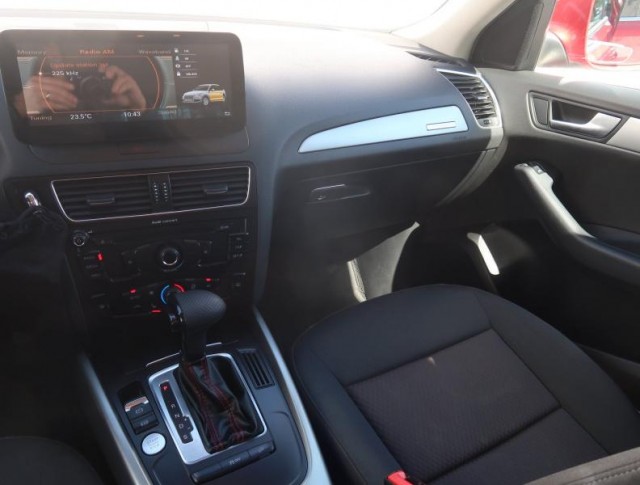 Audi Q5  2.0 TDI 