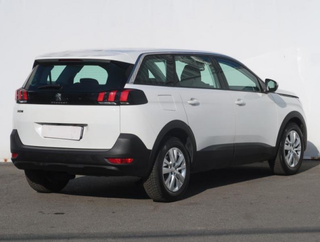Peugeot 5008  PureTech 130 