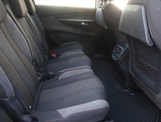 Peugeot 5008  PureTech 130 