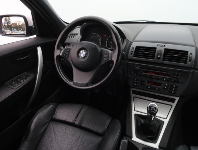 BMW X3  3.0i 