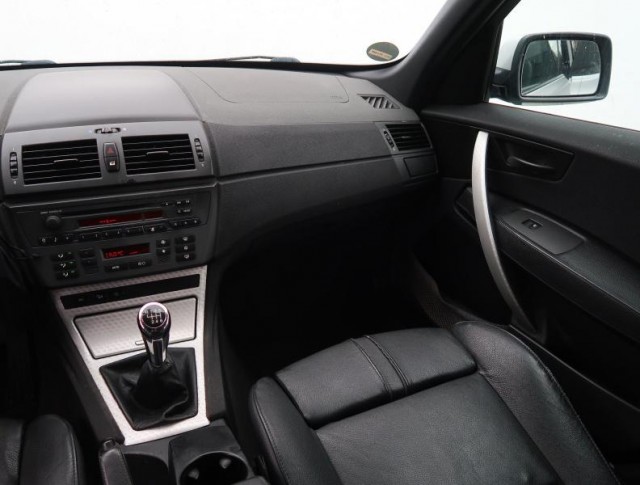 BMW X3  3.0i 