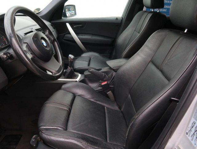 BMW X3  3.0i 