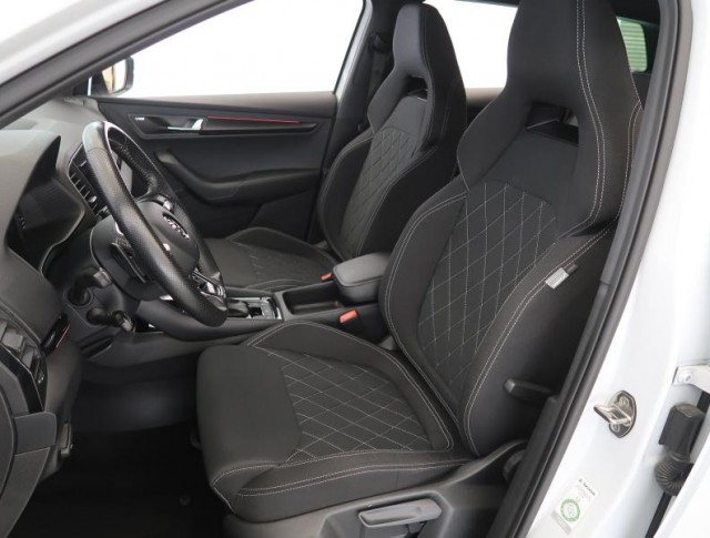 Škoda Karoq  2.0 TDI Sportline