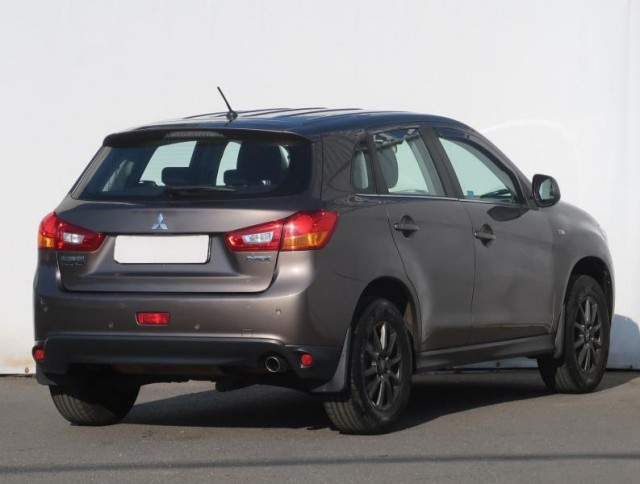 Mitsubishi ASX  1.6 MIVEC 