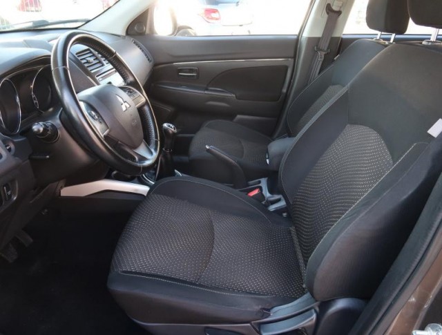 Mitsubishi ASX  1.6 MIVEC 
