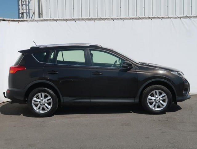 Toyota RAV 4  2.0 D-4D 