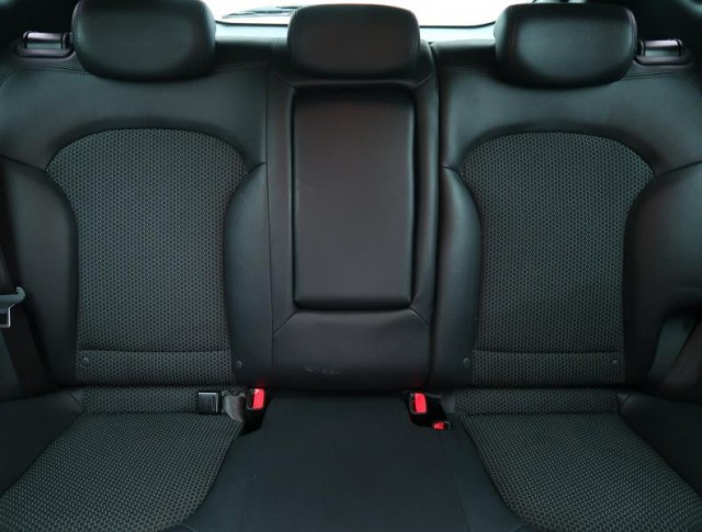 Hyundai ix35  2.0 CRDi 