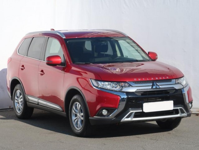 Mitsubishi Outlander  2.0 