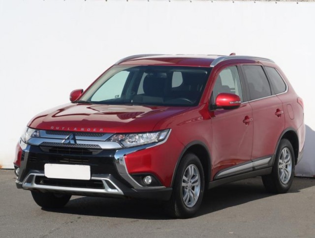 Mitsubishi Outlander  2.0 