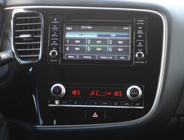Mitsubishi Outlander  2.0 