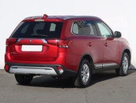 Mitsubishi Outlander  2.0 