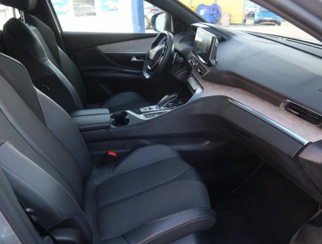 Peugeot 5008  1.5 BlueHDi GT Line