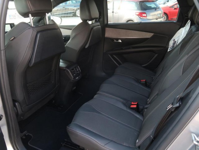 Peugeot 5008  1.5 BlueHDi GT Line