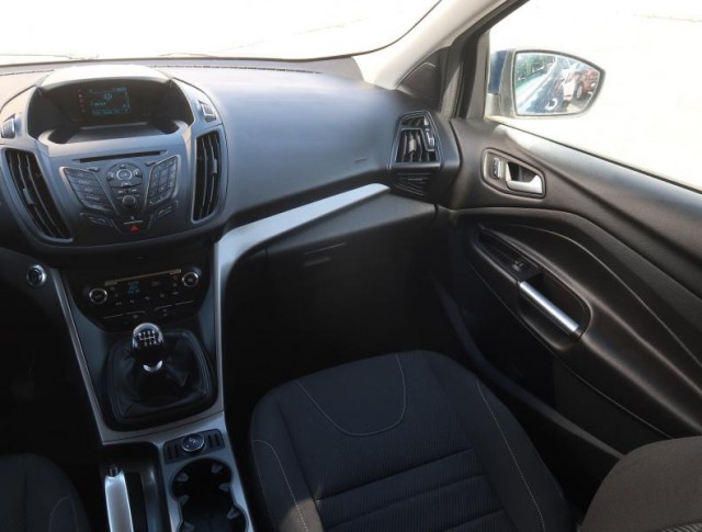 Ford Kuga  1.5 TDCi Trend