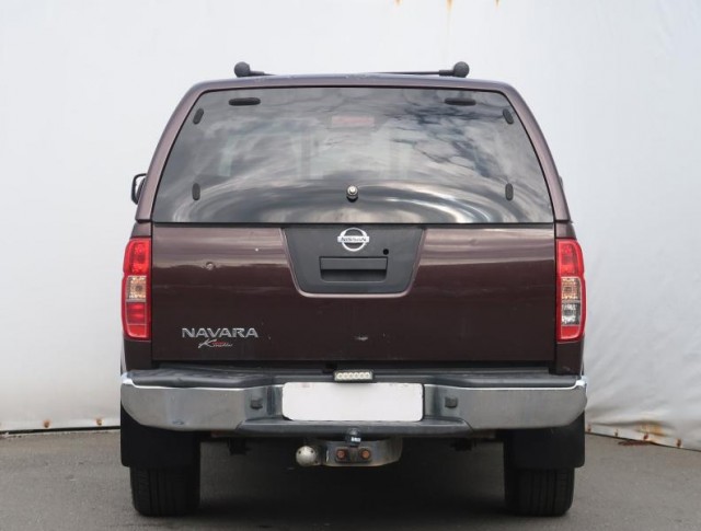 Nissan Navara  2.5 D 