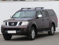 Nissan Navara  2.5 D 