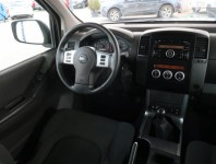 Nissan Navara  2.5 D 