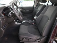 Nissan Navara  2.5 D 