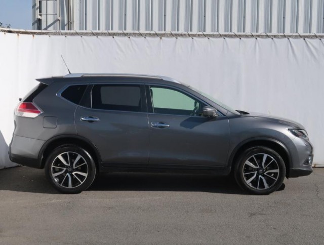 Nissan X-Trail  2.0 dCi 
