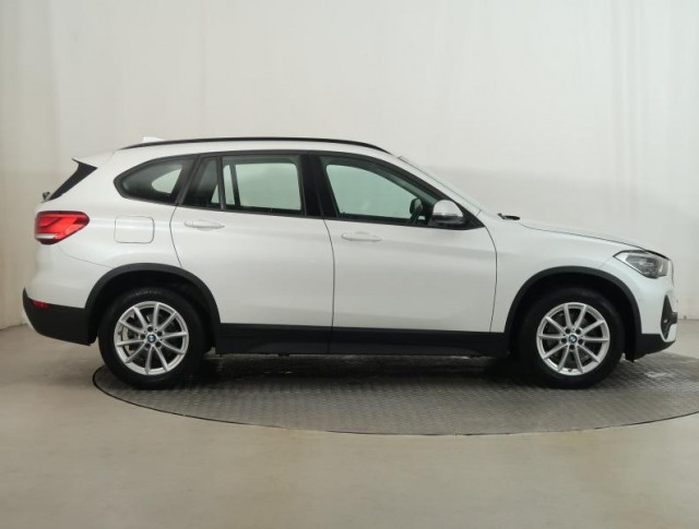 BMW X1  sDrive18i 