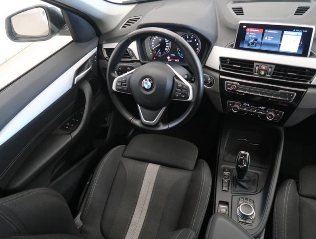 BMW X1  sDrive18i 
